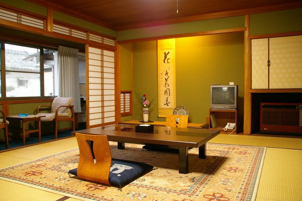ชาโรกุฮองงัง Hotel มิยาสึ ภายนอก รูปภาพ
